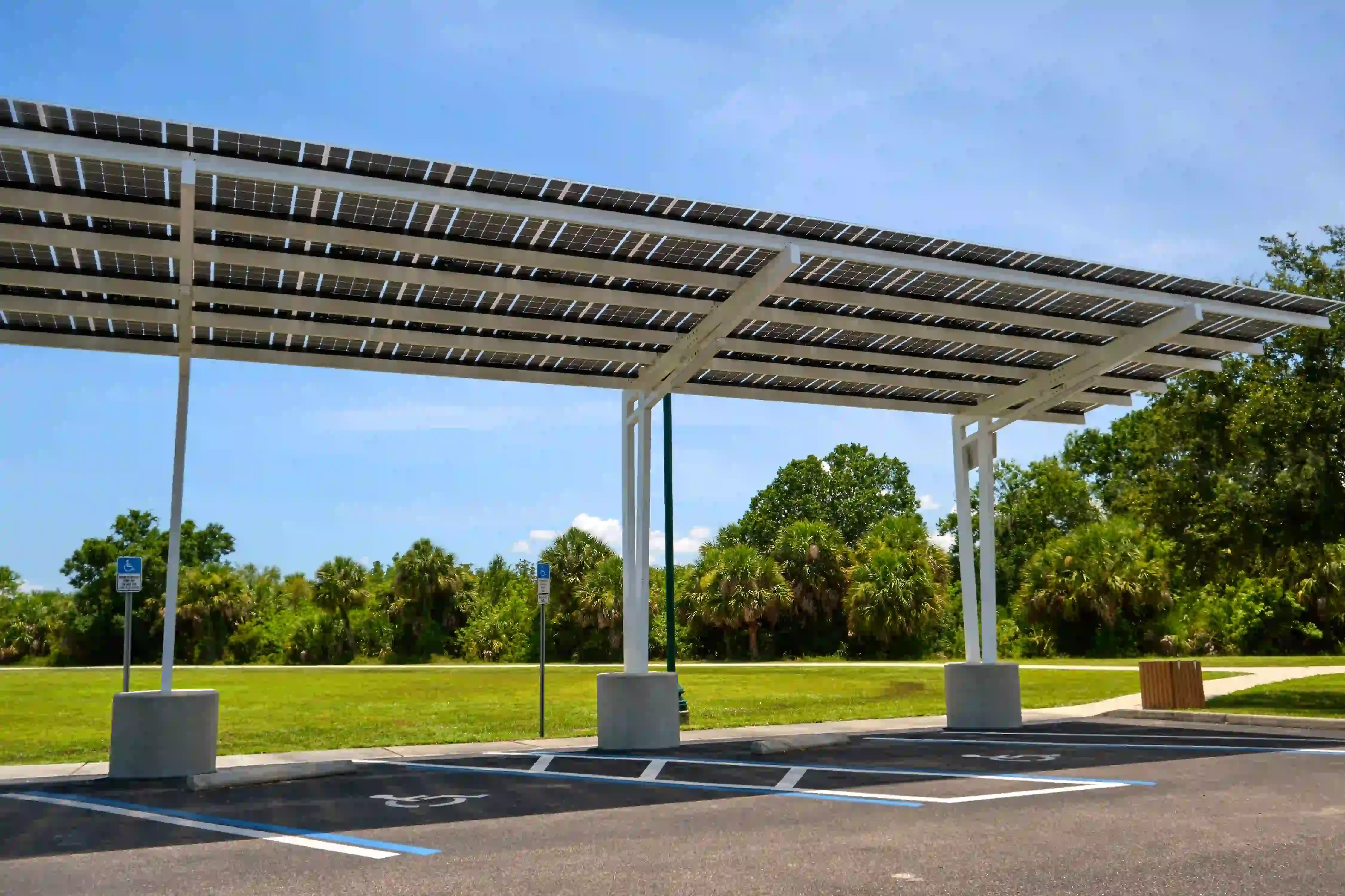 Image installateur carport solaire 4 carport solaire pro
